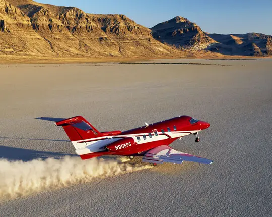 Pilatus PC24 desert landing
